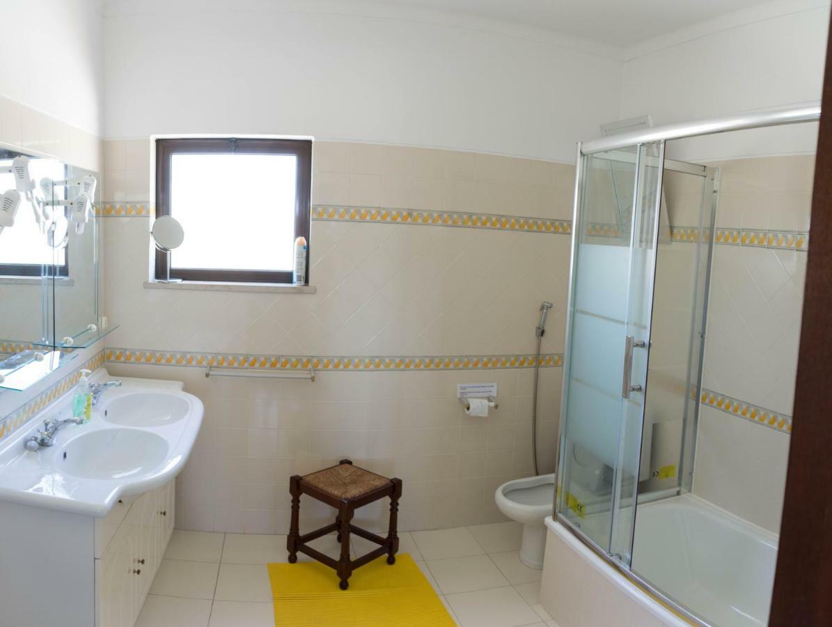 Villa Quinta Toca Do Mocho à Quelfes Extérieur photo